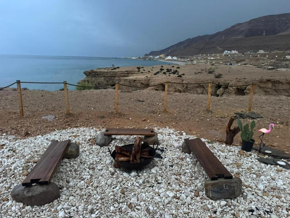 couple swan Campground/ 
RV Resort in Oman