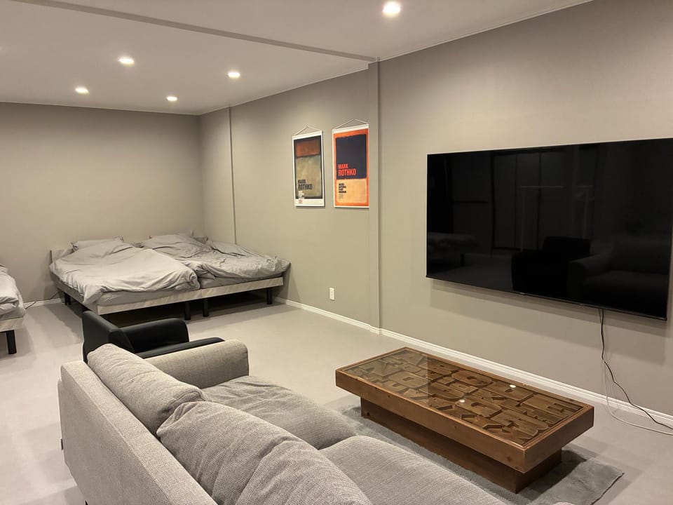 TV and multimedia, Bedroom