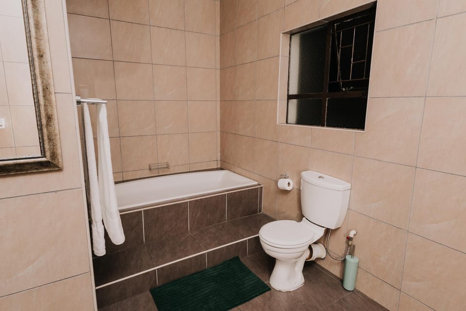 Toilet, Bath