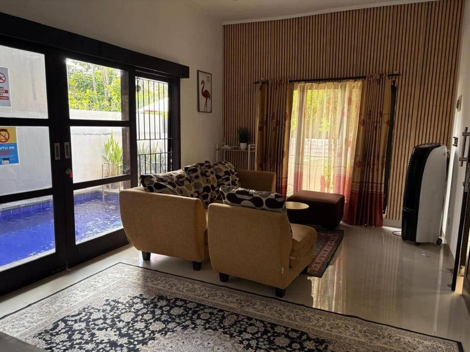 Rumah Lemon TM10 Villa in Kuta Selatan
