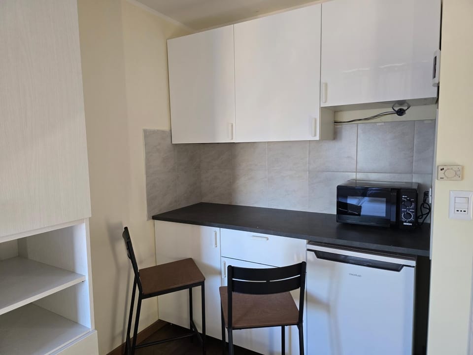 Fiore 45 Bright & Cozy Skyline Studio Bed and Breakfast in Genoa