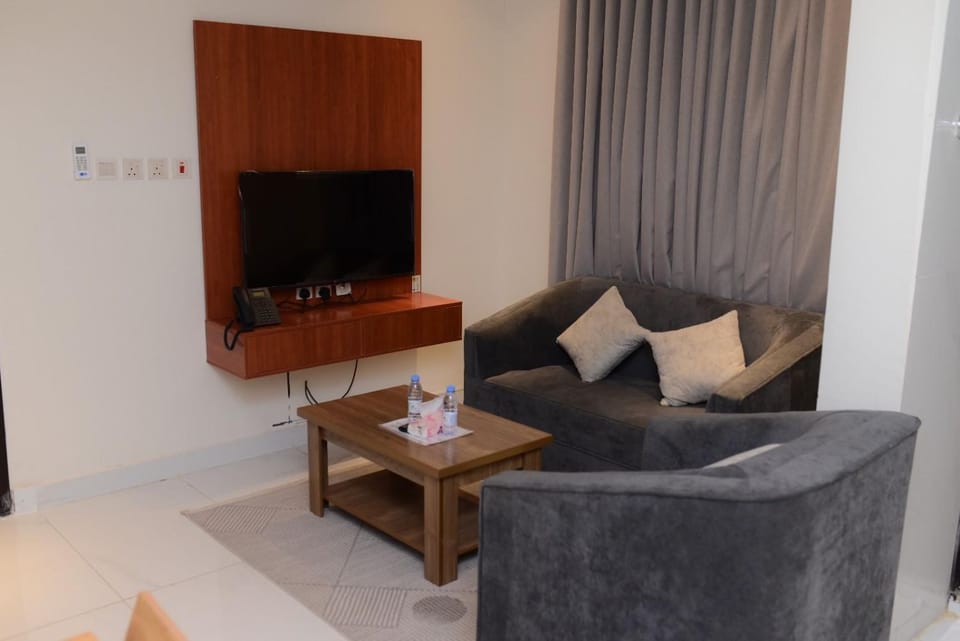Communal lounge/ TV room, Seating area
