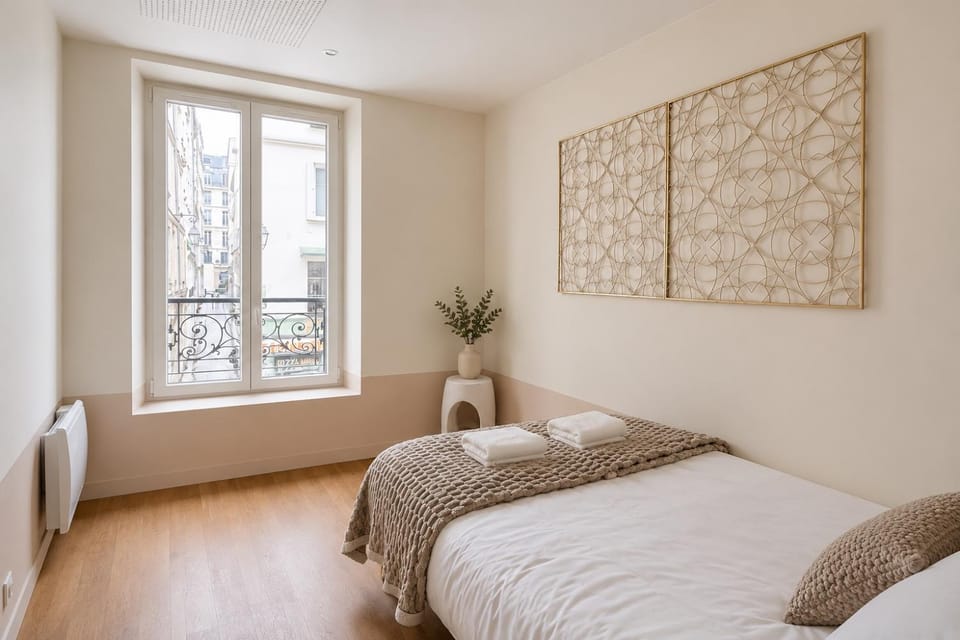Restaurant/places to eat, Restaurant/places to eat, Bed, Bird's eye view, View (from property/room), View (from property/room), Photo of the whole room, Business facilities, Bedroom, City view, City view, Landmark view, Sports, Meals, Meals