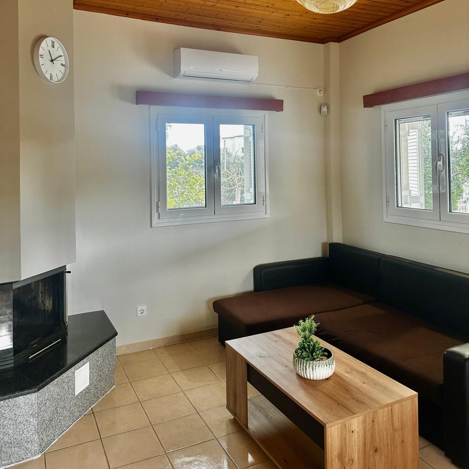 Living room, fireplace
