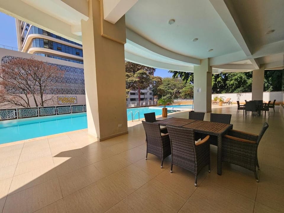 Stunning Central Apartment with Pool & gym Apartment in Nairobi County