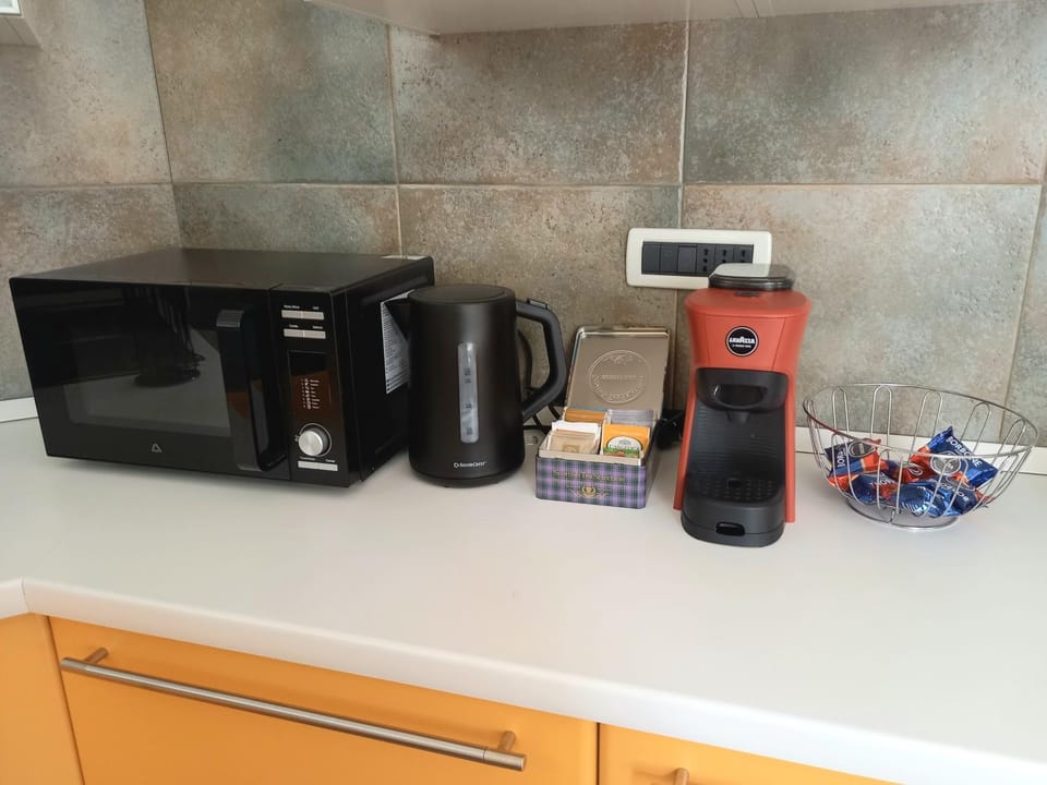 Coffee/tea facilities, Kitchen or kitchenette