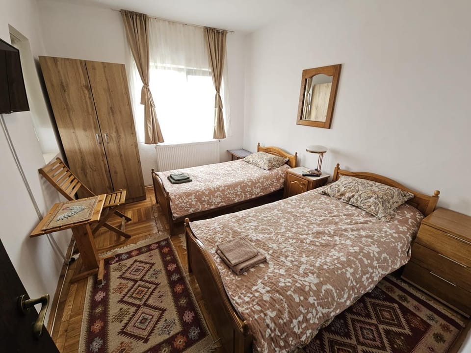 Casa Mela Breaza, Prahova Bed and Breakfast in Prahova, Romania