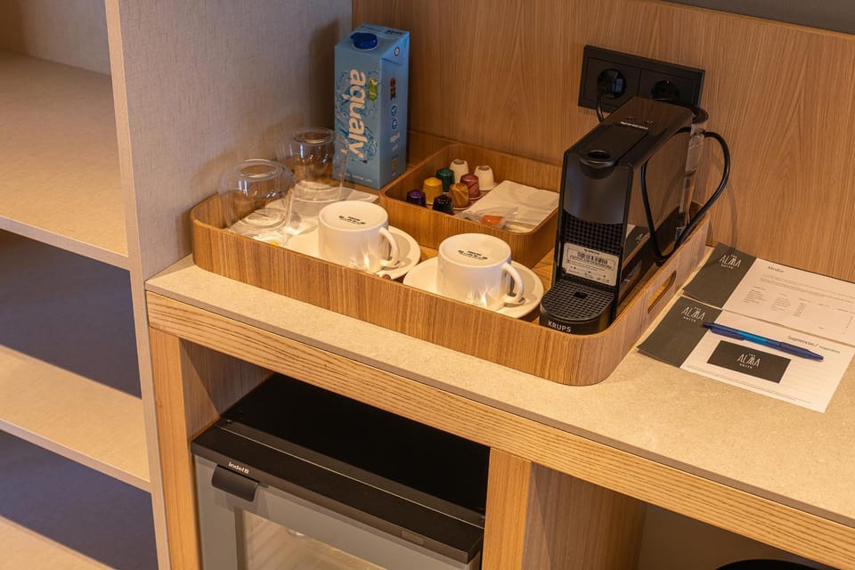 Coffee/tea facilities