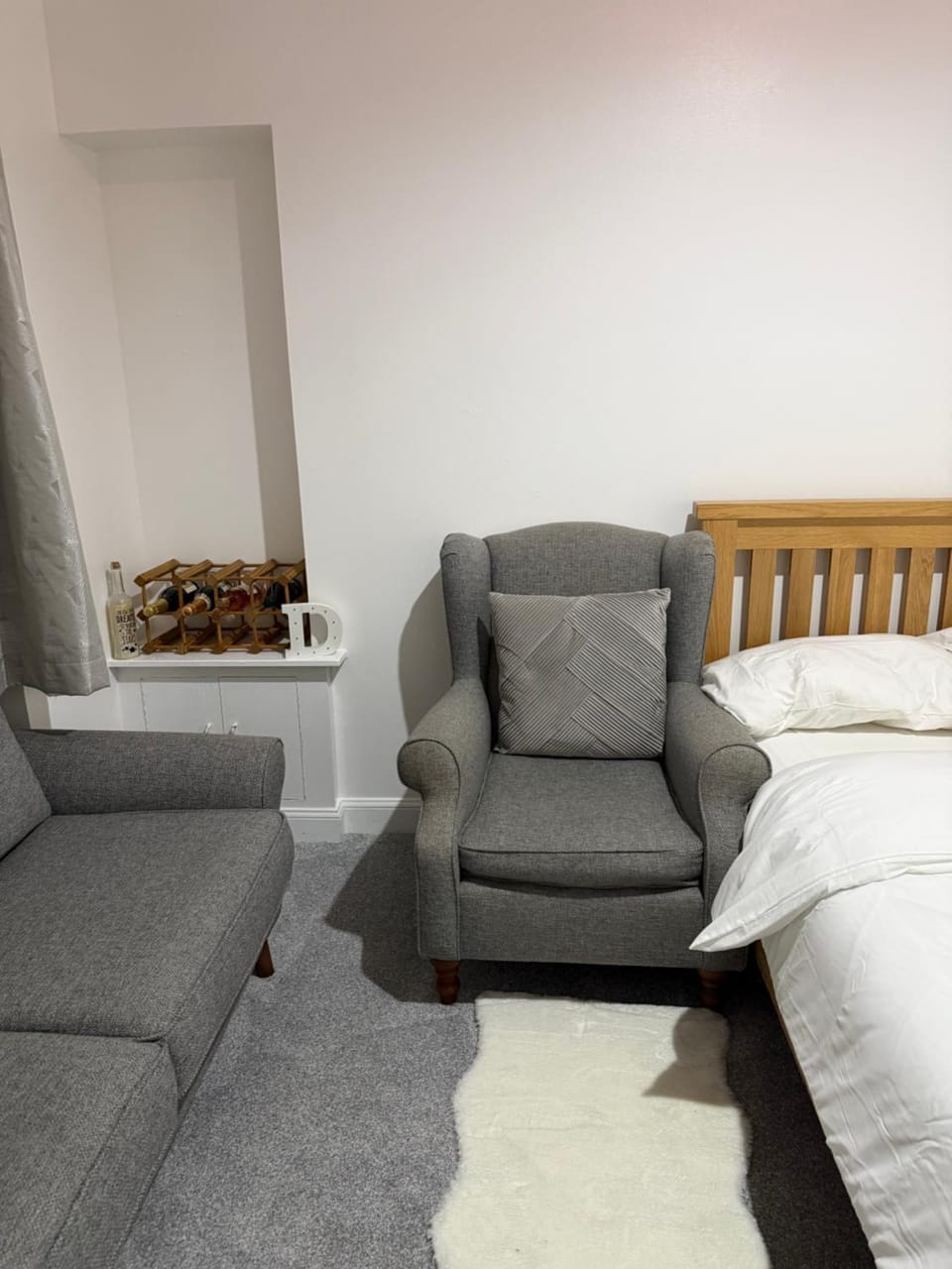 Zikach Apartment Near to Glasgow Airport Vacation rental in Paisley