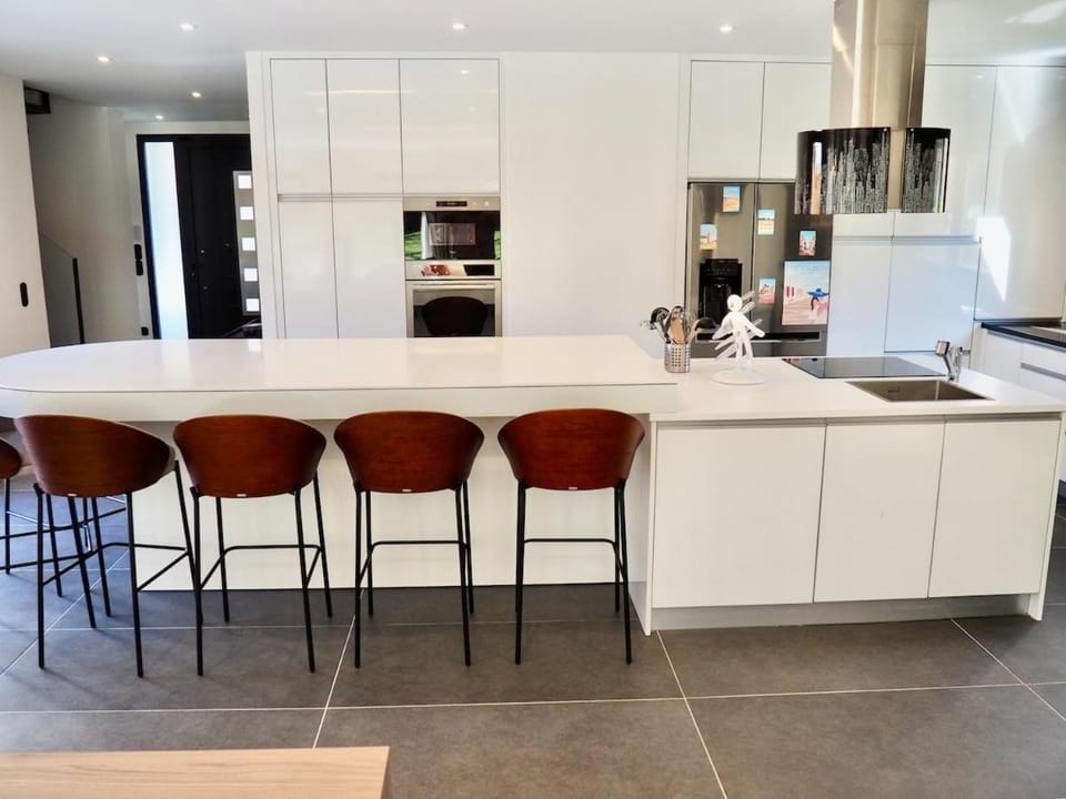 Villa de Luxe 4 chambres parkings jardin Villa in Hauts-de-France