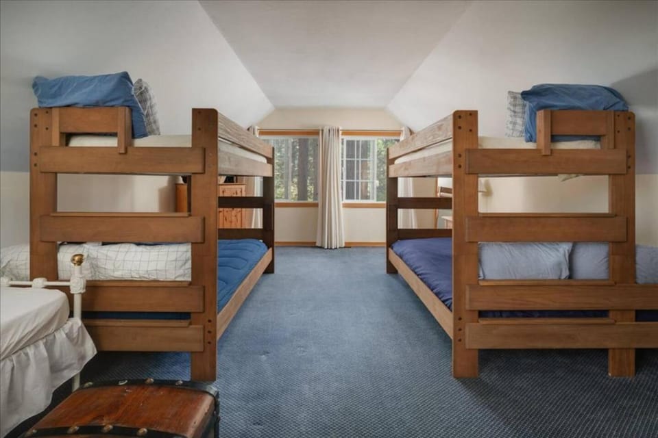 Sweetpea Stay | Cabin Near Lake | Hot Tub | Dogs Cabin in Arnold