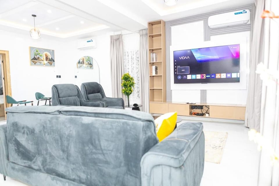 4 Bedroom in Ikate, Lekki Apartment in Lagos, Nigeria