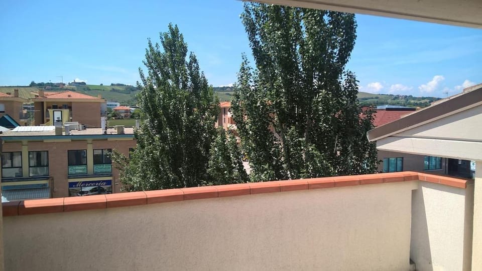 View (from property/room), Balcony/Terrace