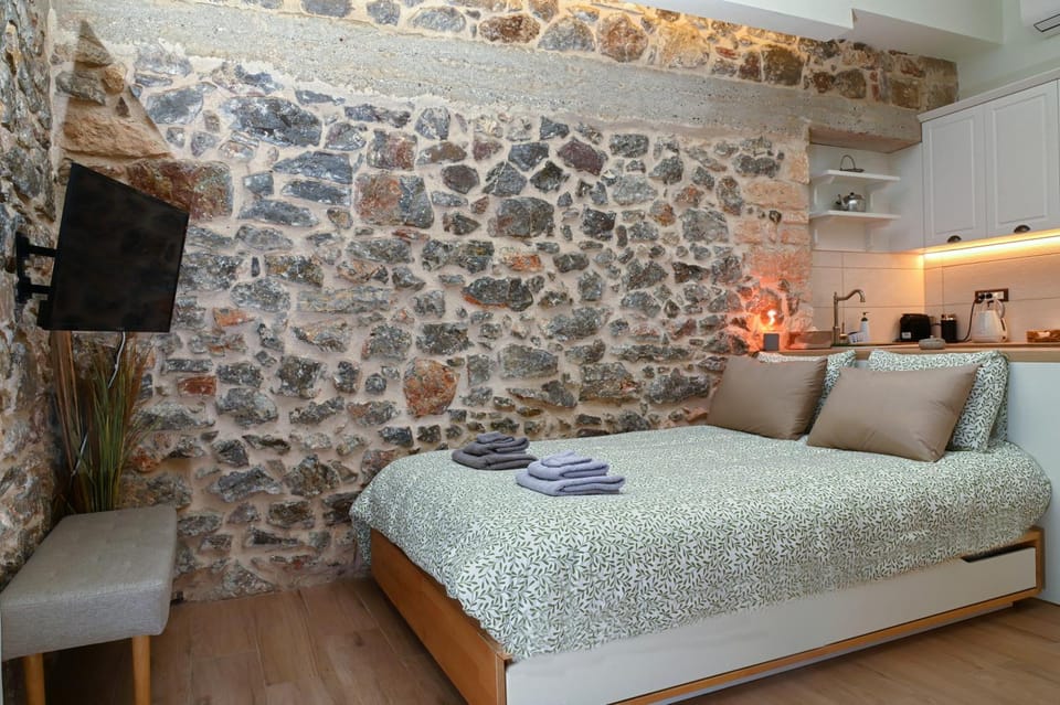TV and multimedia, Bedroom