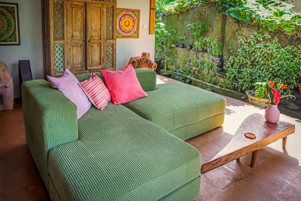 Samastiti villa near the Yoga Barn Central and private pool House in Ubud