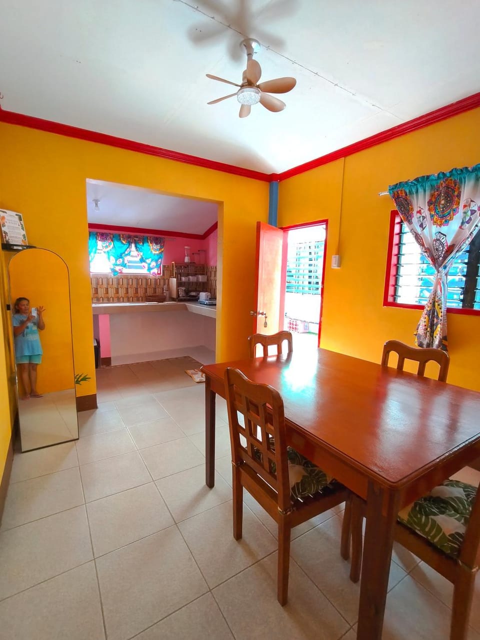 Decorative detail, Dining area