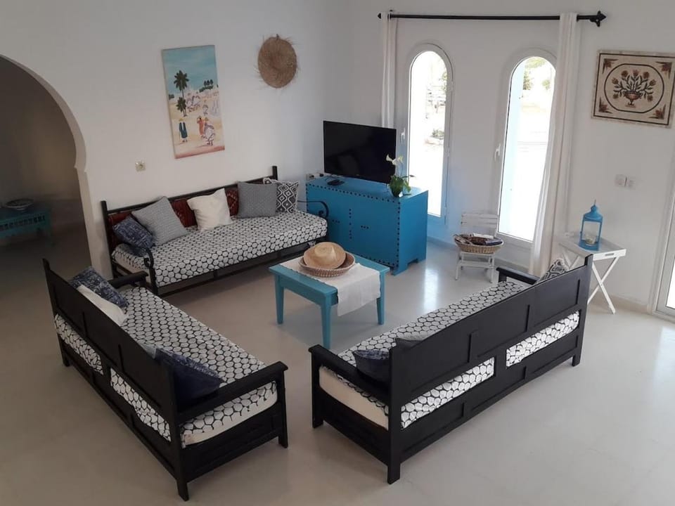 Charming villa with lovely garden & great pool House in Tunisia