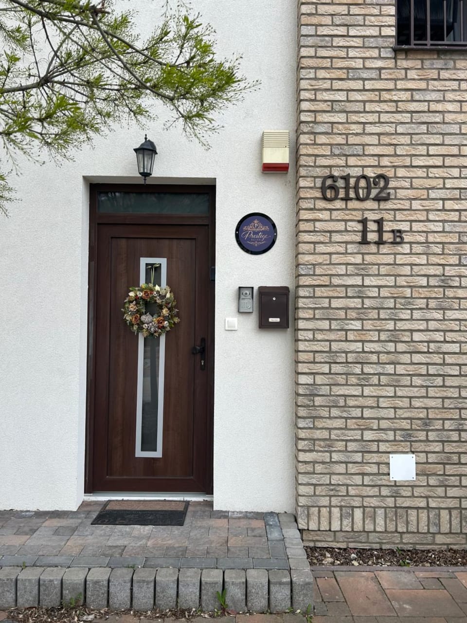 Facade/entrance, Property logo or sign, Street view