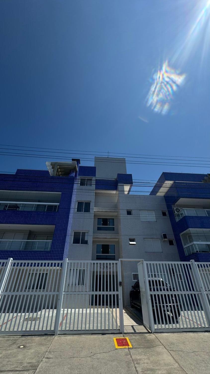 Apartamento com Piscina em Indaiá Apartment in Bertioga