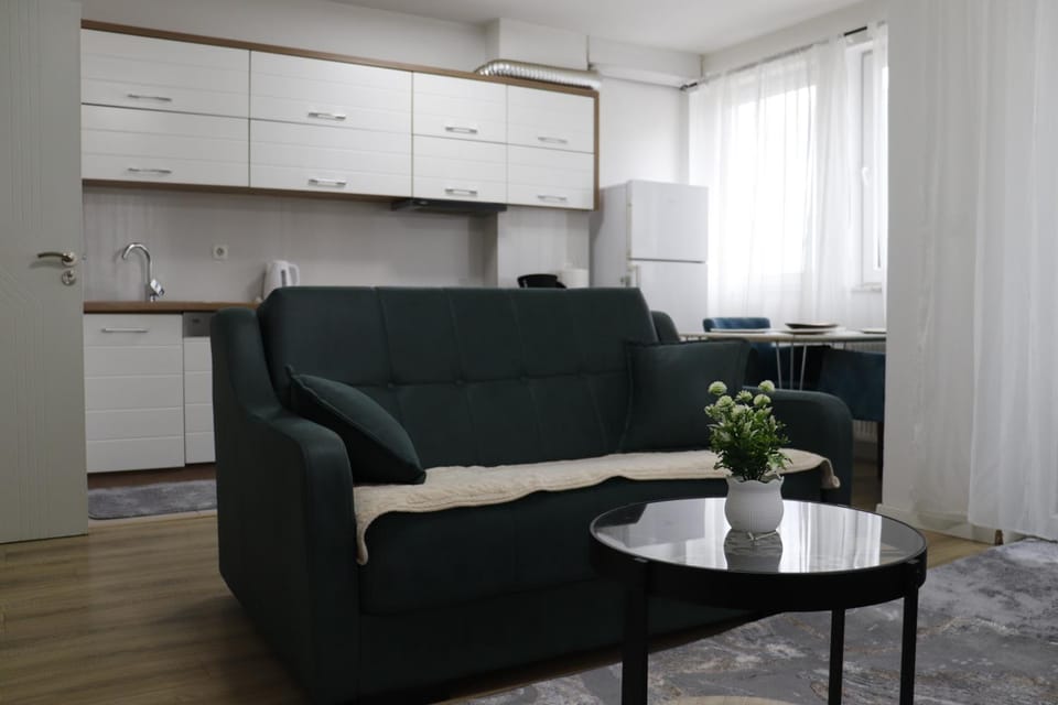 Amara's Home - Cozy 2BR Near Prishtina Apartment in Serbia