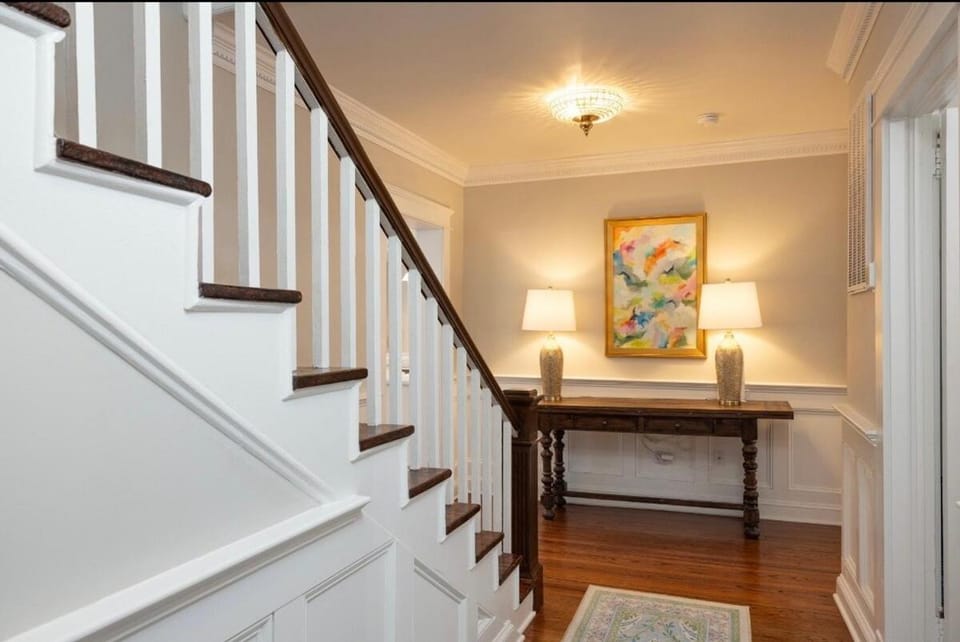 5BR Historic Downtown Edenton House in Edenton