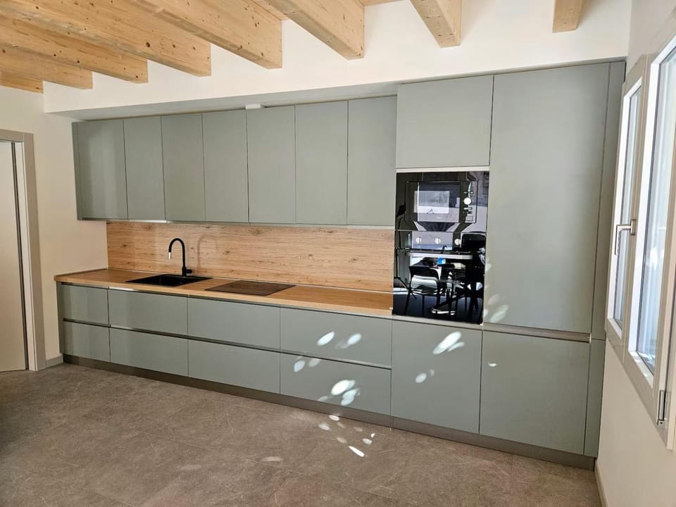 Coffee/tea facilities, Kitchen or kitchenette
