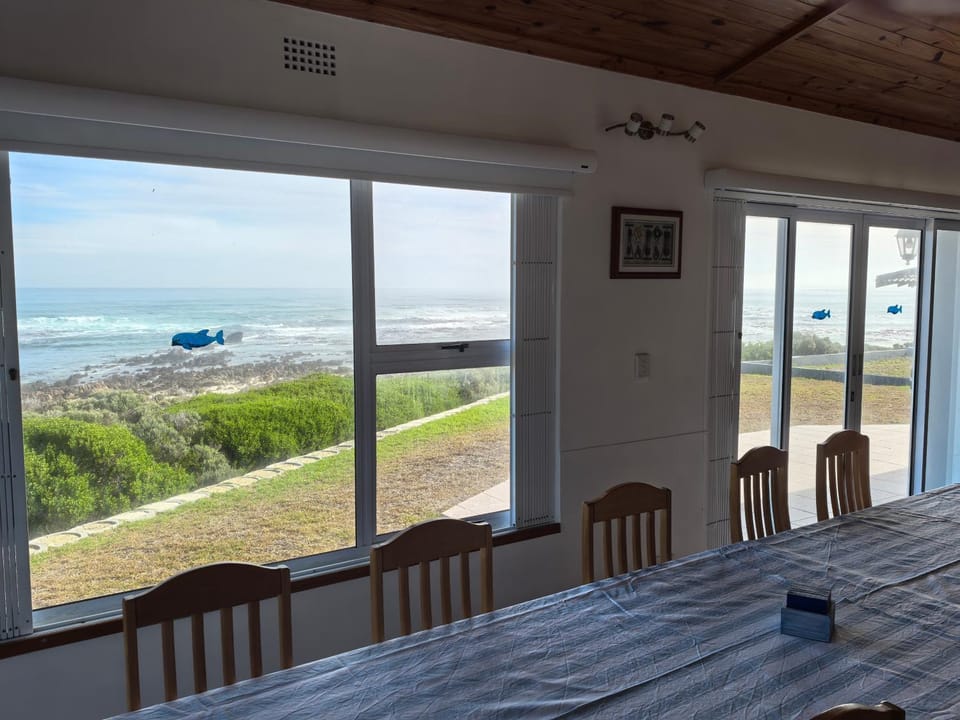 Spring, Dining area, Sea view