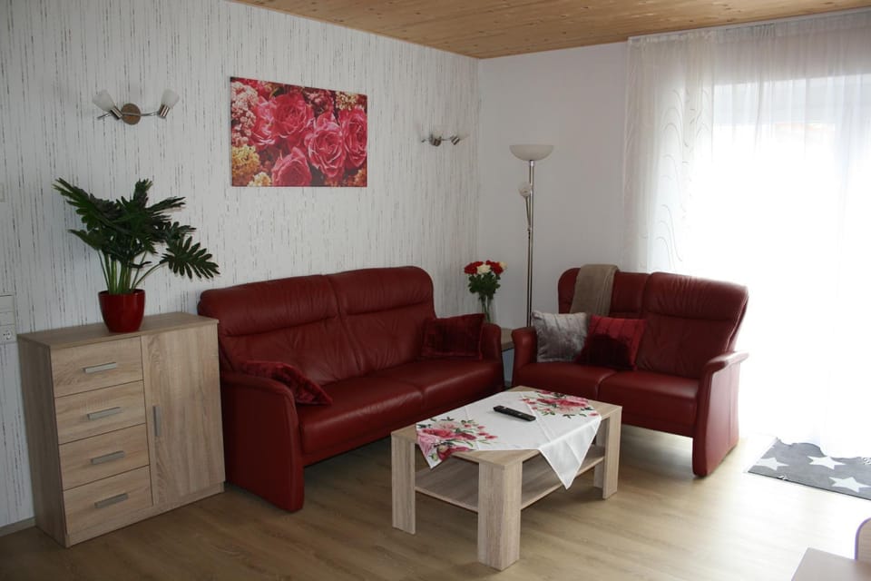 Ferienwohnung am Fuße der Burg Hohenzollern EG Apartment in Baden-Württemberg