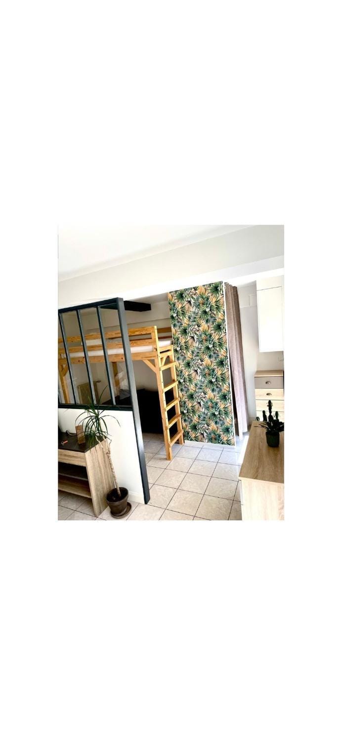 Charmant studio avec jardin Apartment in La Rochelle