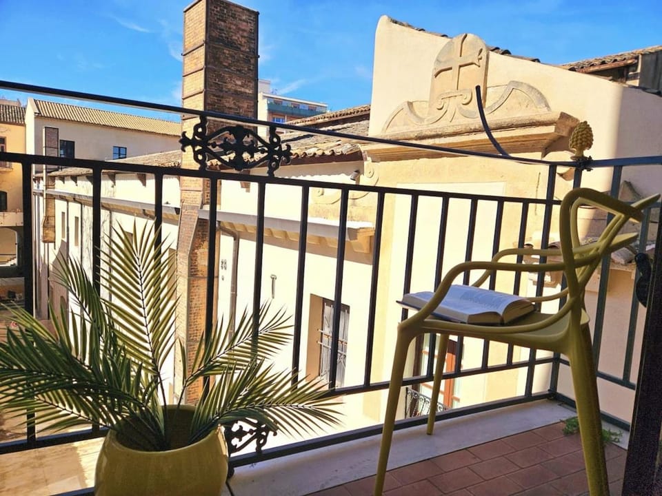 View (from property/room), Balcony/Terrace