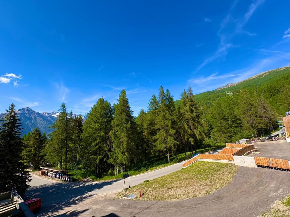 Apartment Clotes Escape Apartment in Sauze d'Oulx