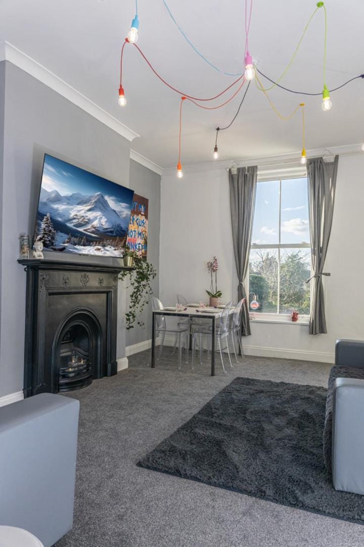 TV and multimedia, Living room