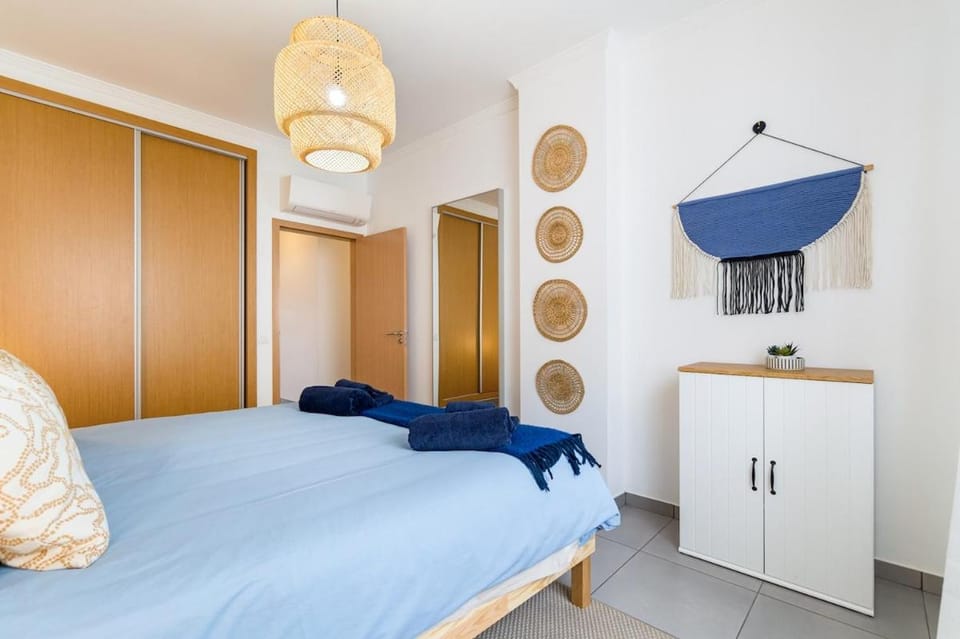 Sun n' Salt Lounge House Apartment in Fuseta