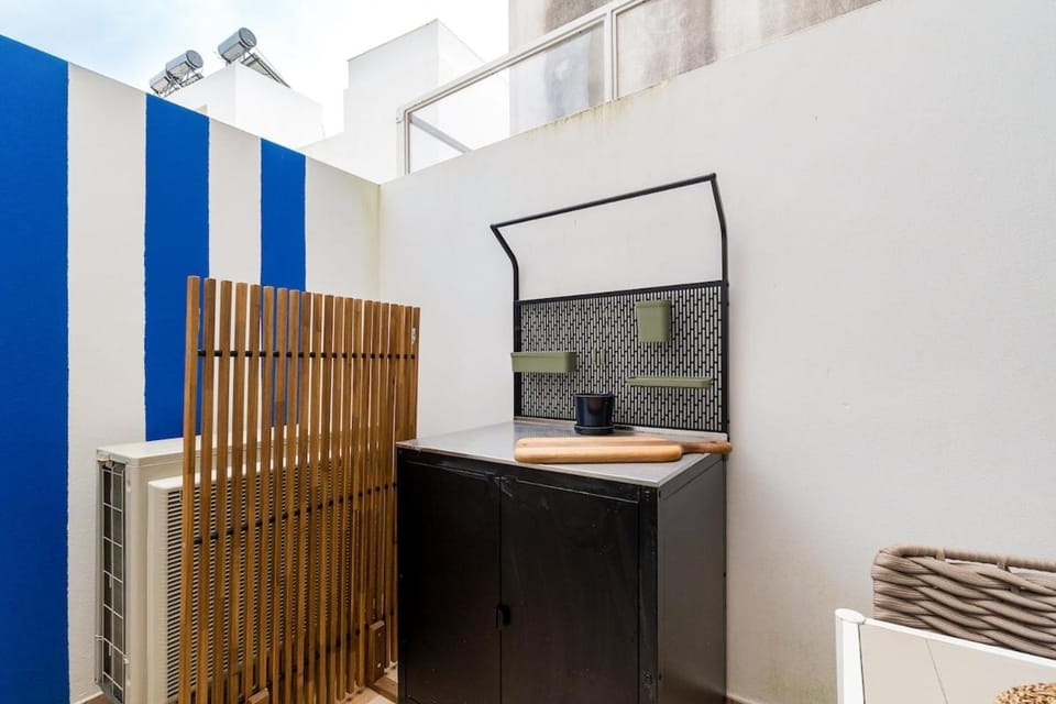 Sun n' Salt Lounge House Apartment in Fuseta