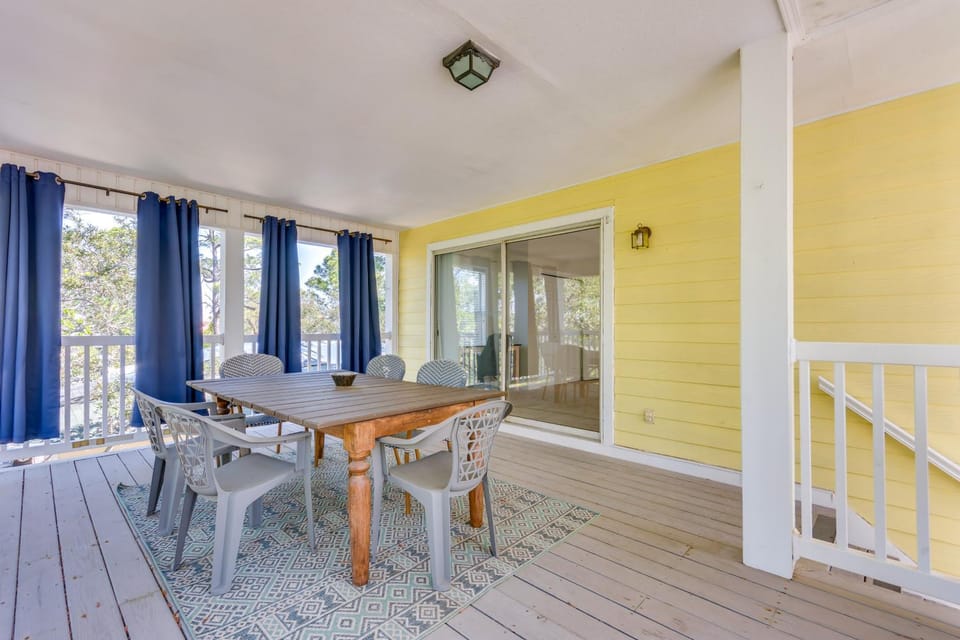 Beaches, Fishing & More! Sleek Home in Pensacola House in Perdido Key