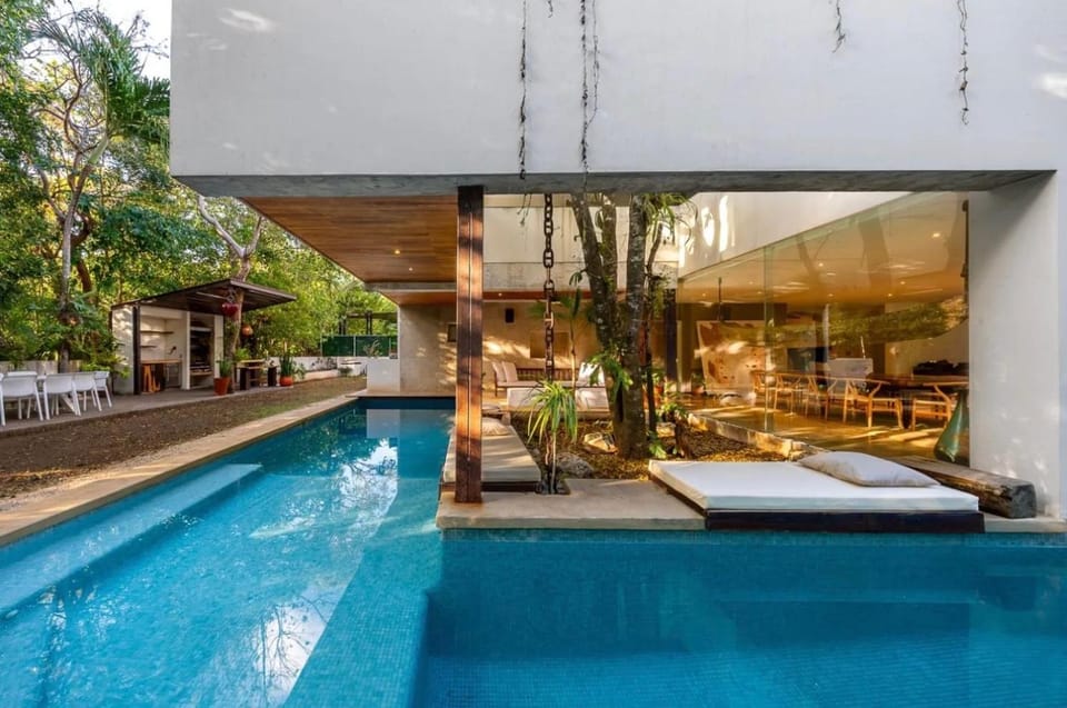 Club Playacar Villa Drinks & Food House in Playa del Carmen