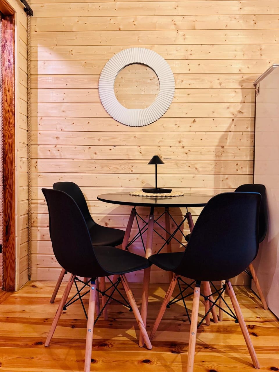 Urocza Chatka z Sauna pod Warszawą House in Warsaw