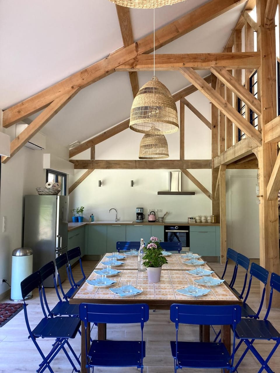 Kitchen or kitchenette, Meals