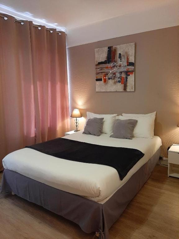 Le Petit Château - Cannes Hotel in Cannes