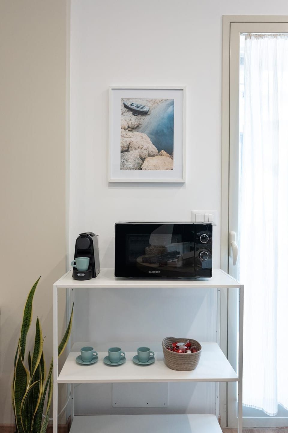 Communal lounge/ TV room, Kitchen or kitchenette, Living room