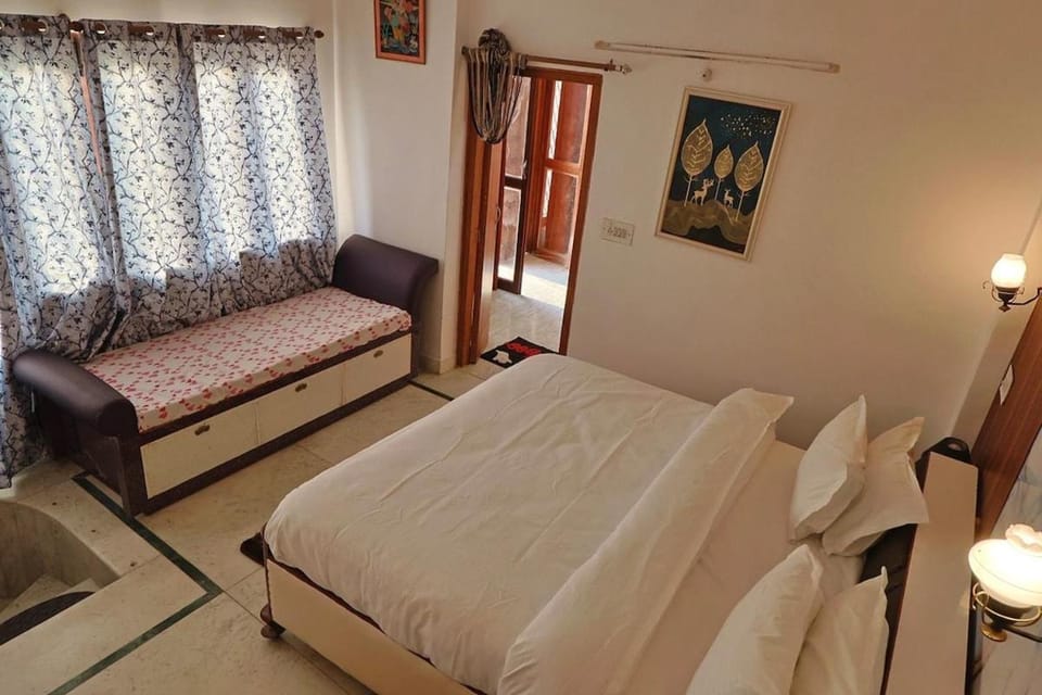 The Hidden Hills Stay,2BHK Near Mall Road Apartment in Uttarakhand
