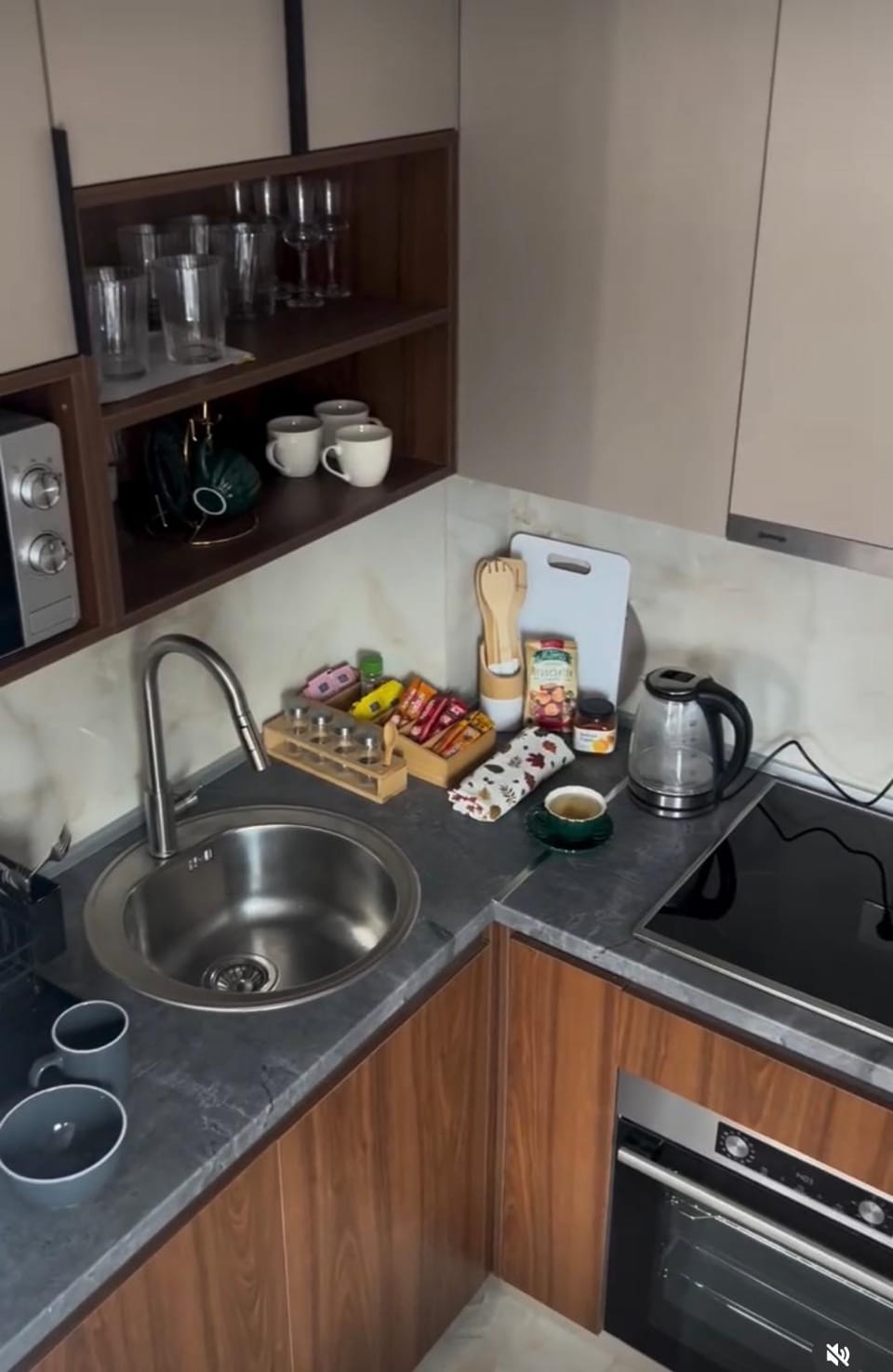 Kitchen or kitchenette