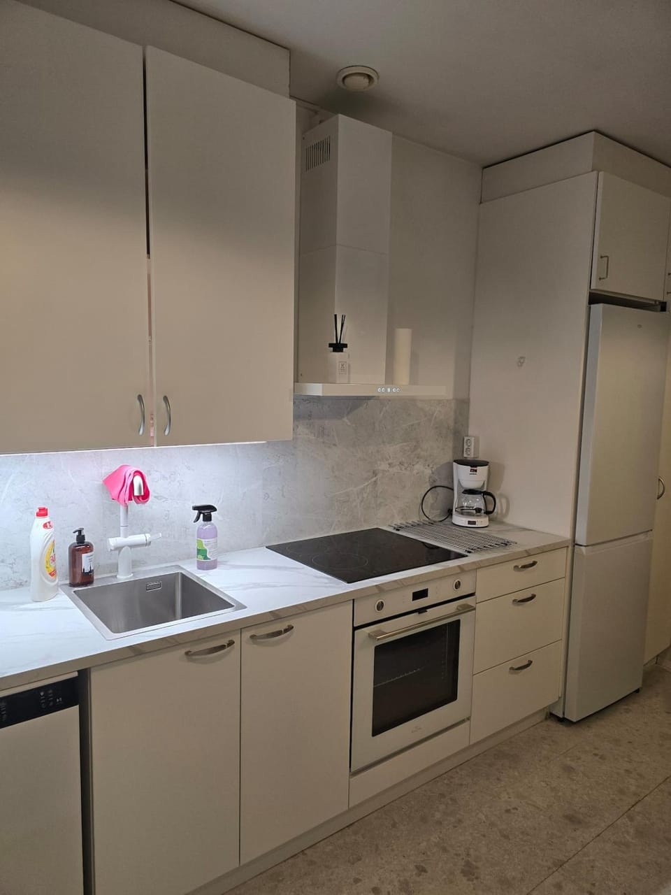 Rauhallinen ja viihtyisä asunto 4 erillisänkyä Apartment in Uusimaa