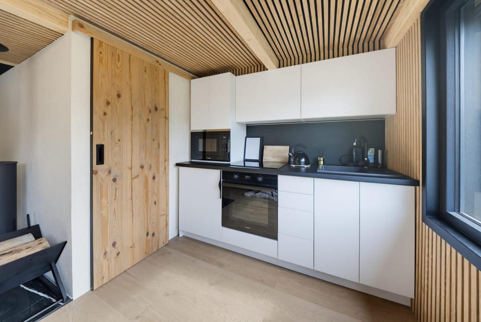 Forest&Lake Retreat Villa in Czechia