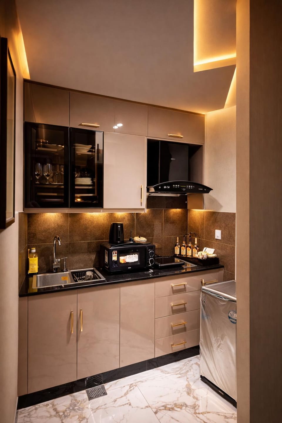 Coffee/tea facilities, Kitchen or kitchenette, minibar, stove