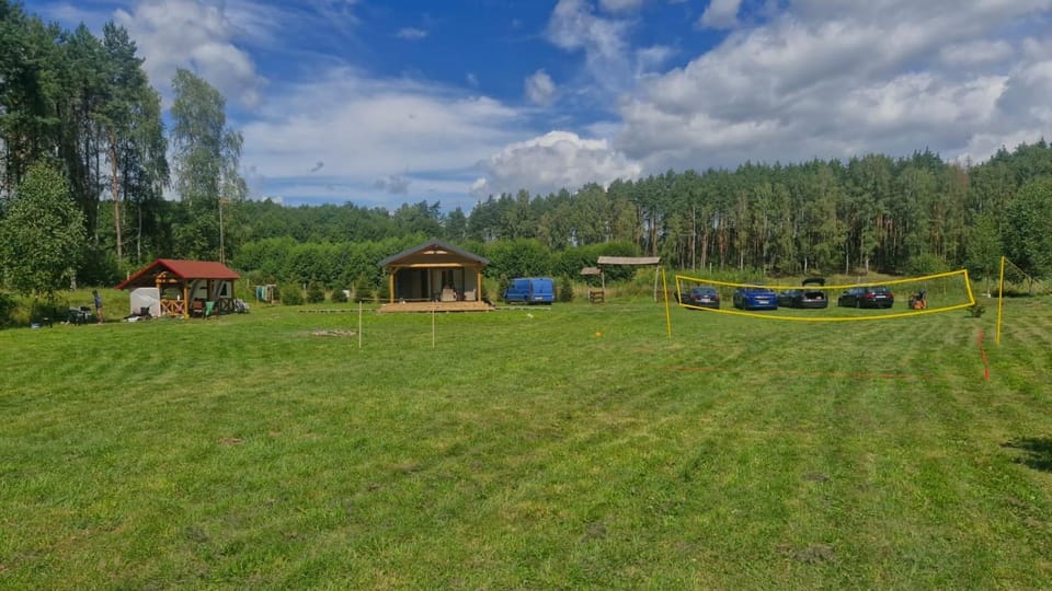 Domek Zacisze nad Zatoką przy jeziorze Komorze House in West Pomeranian Voivodeship, Poland