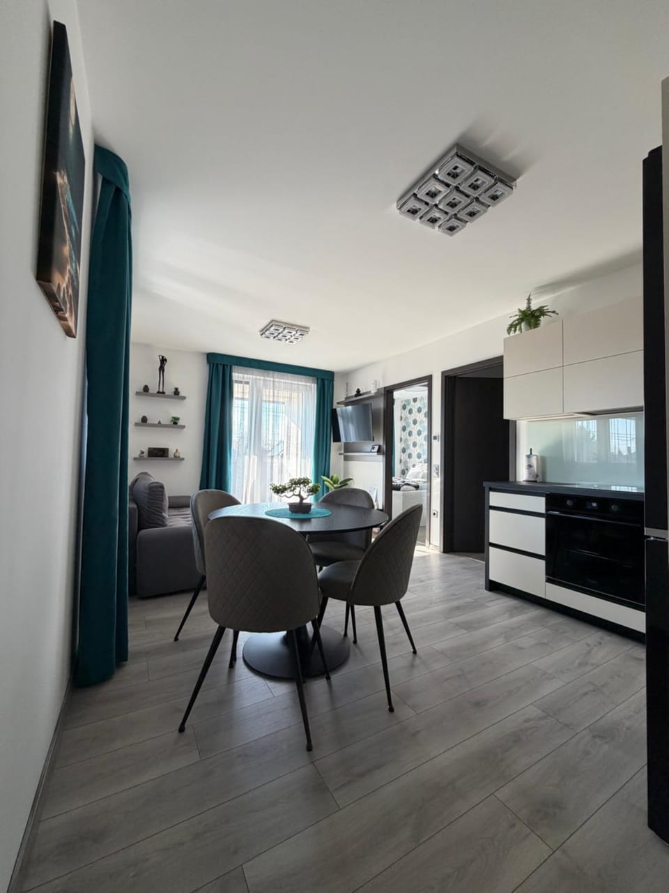 Living room, Dining area
