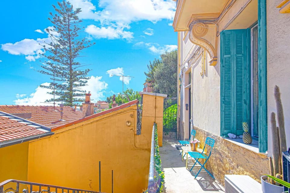 Property building, Spring, Day, View (from property/room), Balcony/Terrace, Seating area, Garden view, Sea view