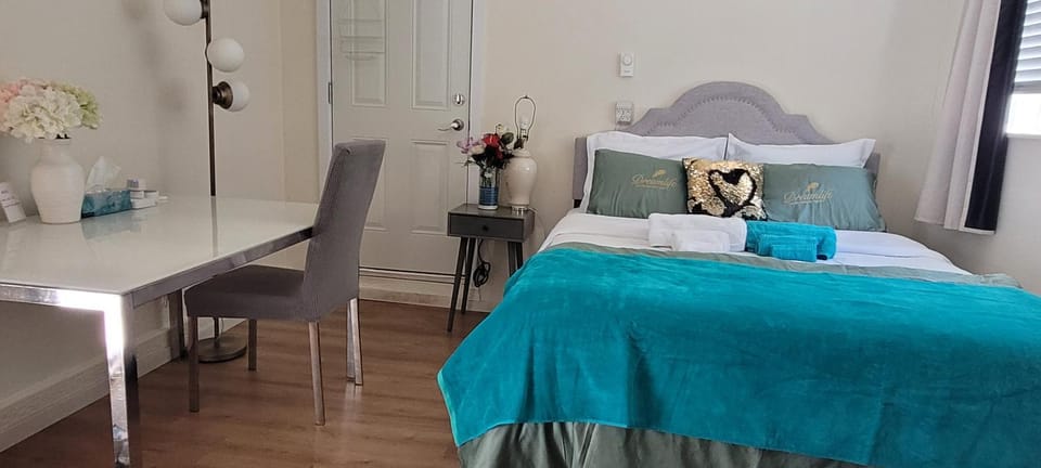 Leisure Time Holiday Guesthouse 悠闲时光民宿 Vacation rental in Richmond