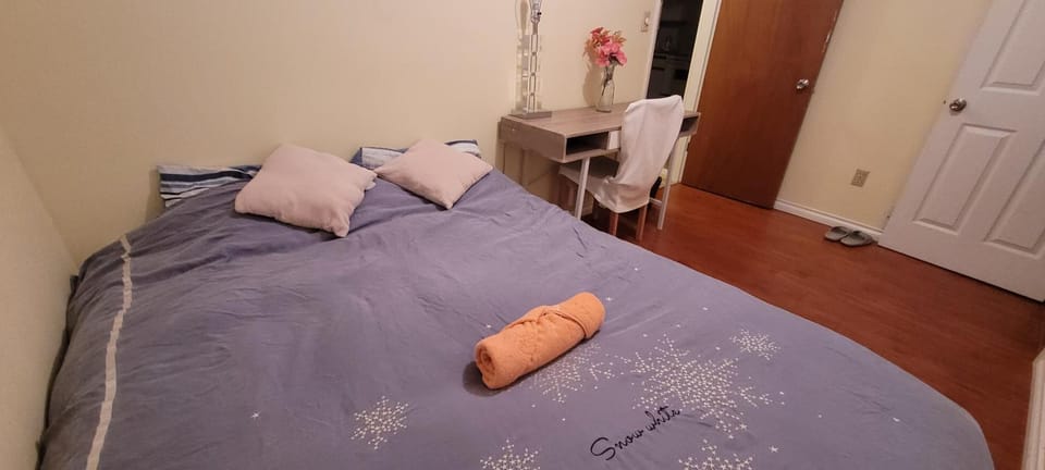 Leisure Time Holiday Guesthouse 悠闲时光民宿 Vacation rental in Richmond